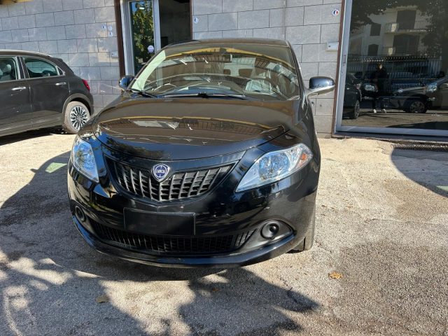 LANCIA Ypsilon Nero metallizzato