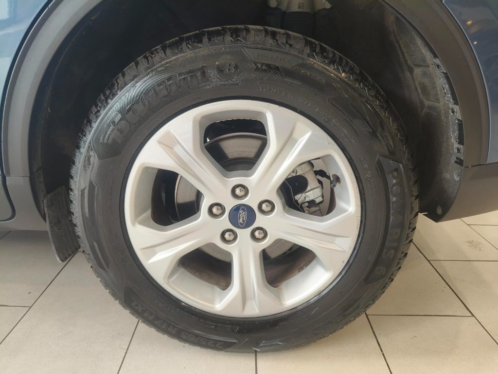 FORD Kuga 2.5 Plug In Hybrid Connect  2WD Automatic - 7