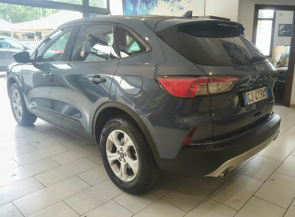 FORD Kuga 2.5 Plug In Hybrid Connect  2WD Automatic - 6