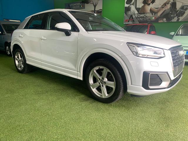 AUDI Q2 Bianco metallizzato