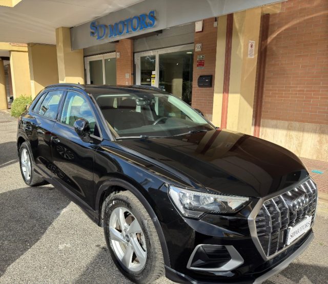 AUDI Q3 35 TFSI S tronic Business 