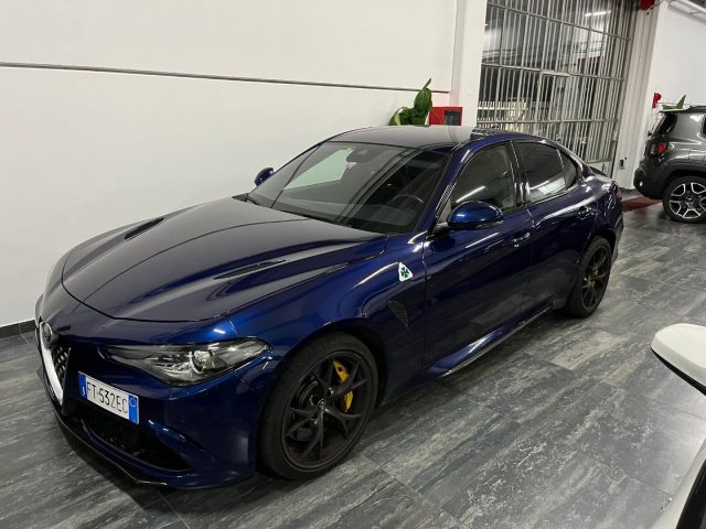 ALFA ROMEO Giulia 2.9 T V6 Quadrifoglio VERDE 