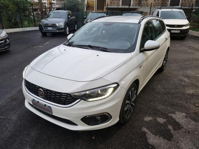 FIAT Tipo Bianco pastello