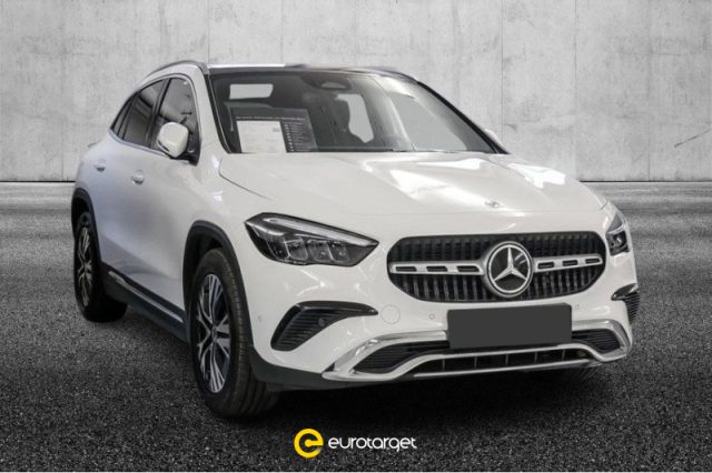 MERCEDES-BENZ GLA 200 d Automatic Progressive Advanced 