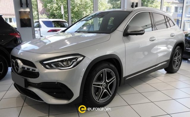 MERCEDES-BENZ GLA 200 d Automatic Premium 