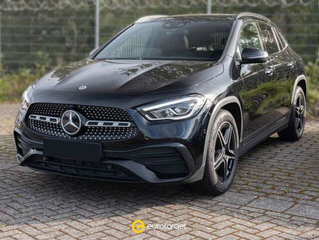 MERCEDES-BENZ GLA 180 d Automatic Premium 