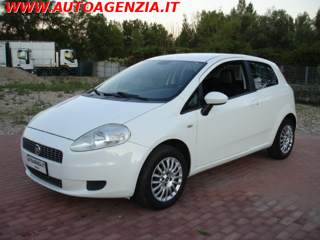 FIAT Grande Punto 1.4 3 porte Usato