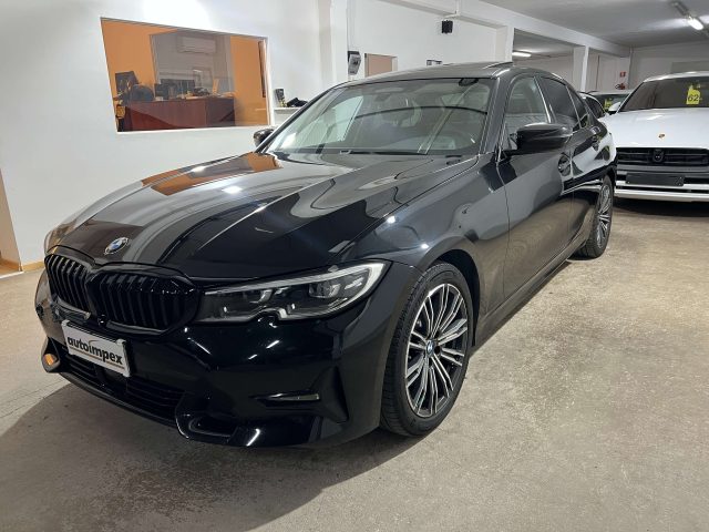 BMW 330 Nero pastello