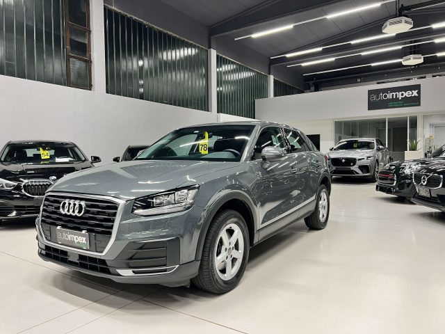 AUDI Q2 Grigio metallizzato