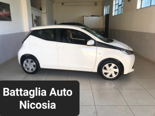 TOYOTA Aygo 1.0 VVT-i 69 CV x-business 