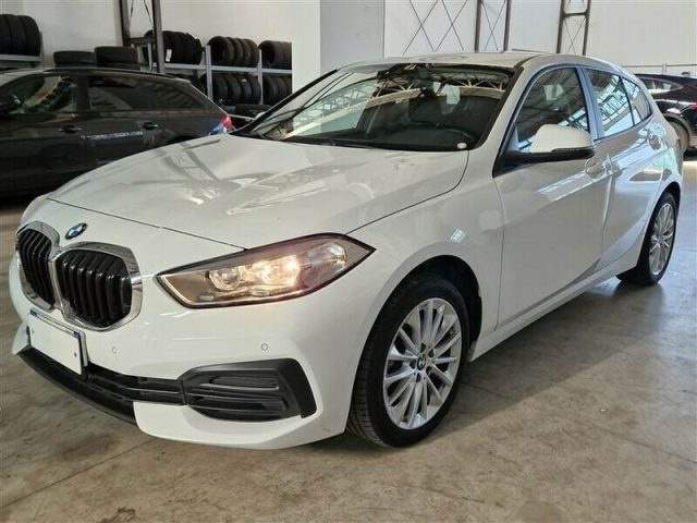 BMW 116 d 5p. Business Advantage 