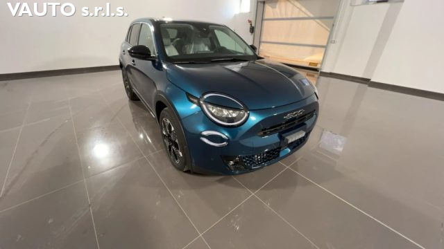 FIAT 600 Hybrid e-DCT La Prima 