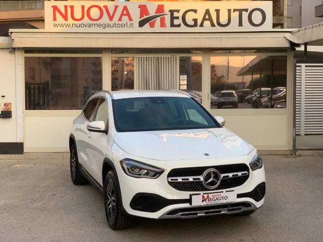 MERCEDES-BENZ GLA 200 d Automatic 4Matic Sport Plus 