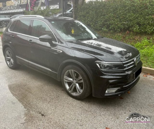 VOLKSWAGEN Tiguan 2.0 TDI R Line 4MOTION Aut. Tetto/Virtual 