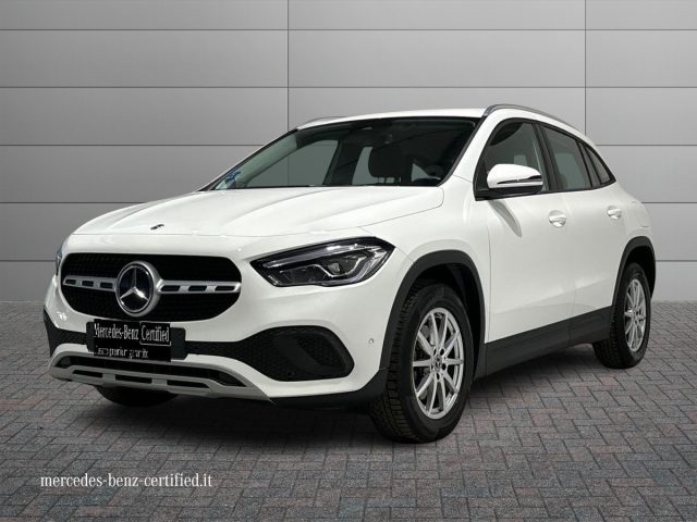 MERCEDES-BENZ GLA 180 d Automatic Business Extra 