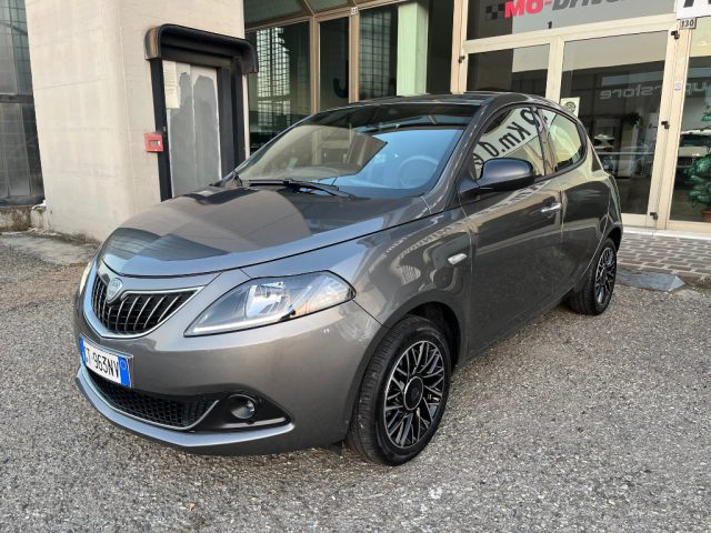 LANCIA Ypsilon 1.0 Hybrid Ferretti 8000KM 