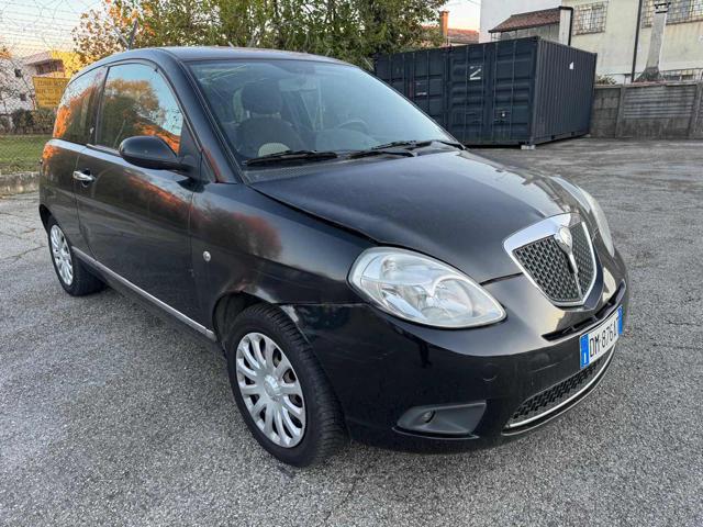 LANCIA Ypsilon 145,573km 1.3 MJT neopatentati Bellissima Usato