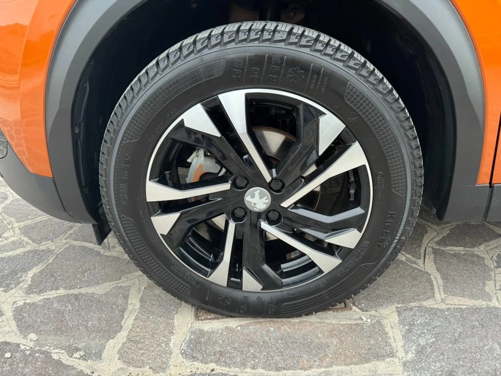 PEUGEOT 2008 PureTech Turbo 130 S&S Allure - 3