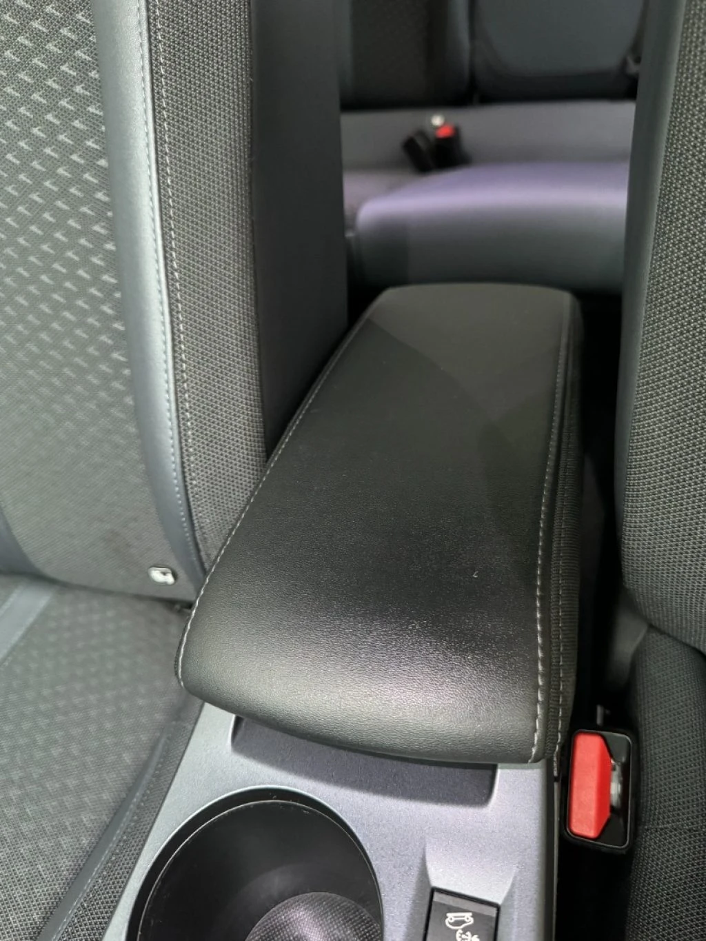 PEUGEOT 2008 PureTech Turbo 130 S&S Allure - 21