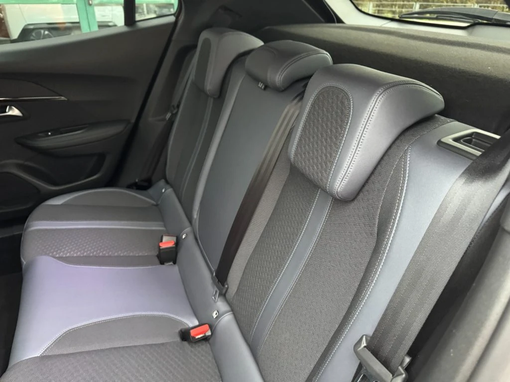 PEUGEOT 2008 PureTech Turbo 130 S&S Allure - 30