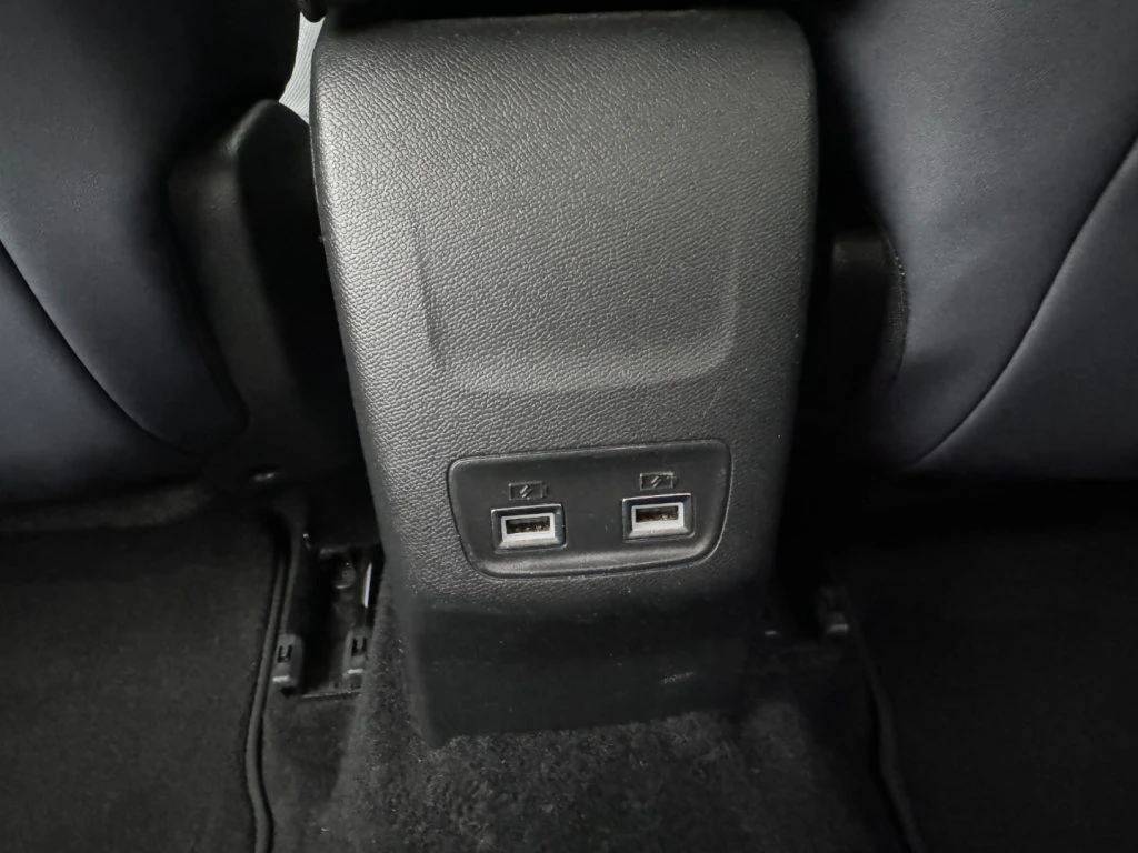 PEUGEOT 2008 PureTech Turbo 130 S&S Allure - 33