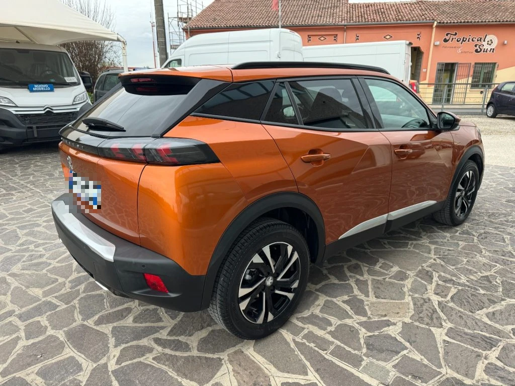 PEUGEOT 2008 PureTech Turbo 130 S&S Allure - 7