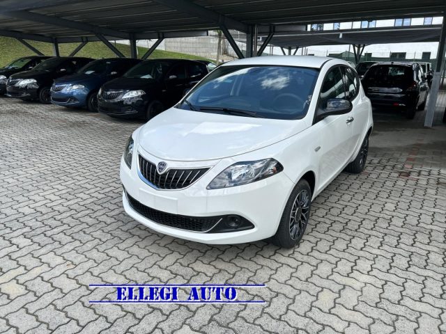 LANCIA Ypsilon Bianco extraserie pastello