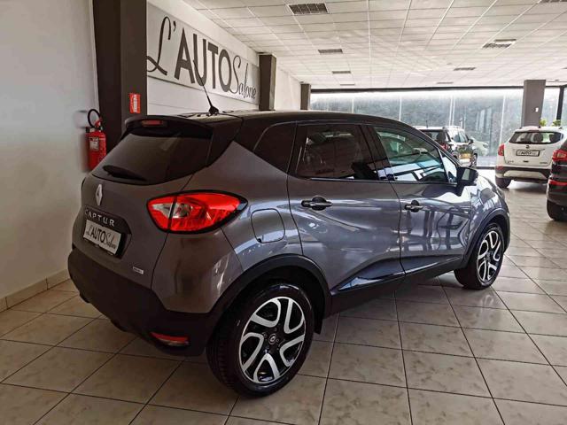 RENAULT Captur Grigio metallizzato