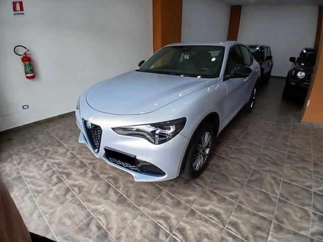 ALFA ROMEO Stelvio Bianco metallizzato