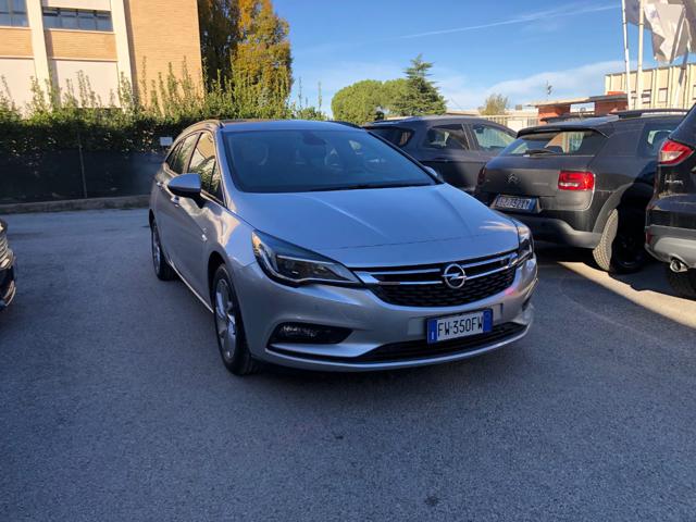 OPEL Astra Grigio metallizzato