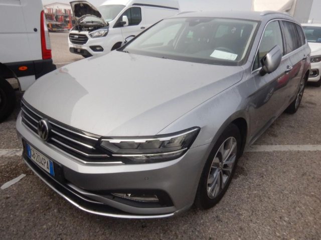 VOLKSWAGEN Passat Variant 2.0 TDI SCR EVO DSG Exec AUTO IN ARRIVO 