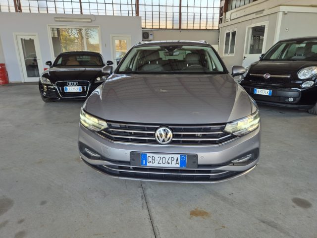 VOLKSWAGEN Passat Variant 2.0 TDI SCR EVO BMT DSG Exec. 