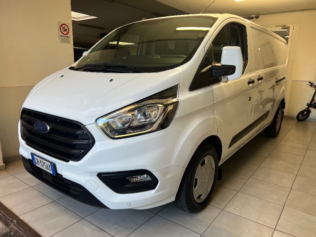 FORD Transit Custom 300L2H1 2.0 EcoBlue 130 aut. PL-DC Furg. Titanium 