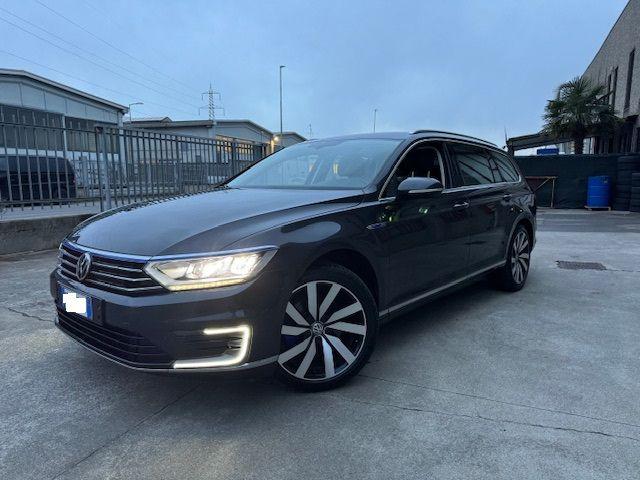 VOLKSWAGEN Passat GTE  DSG PLUG-IN  HYBRID 156CV BELLISSIMA!!! 