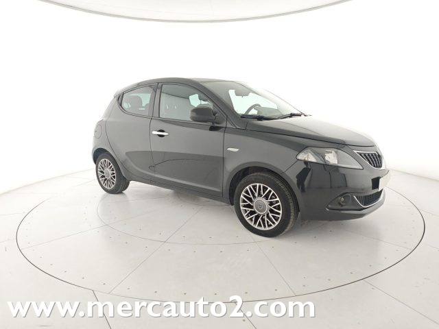 LANCIA Ypsilon Nero metallizzato