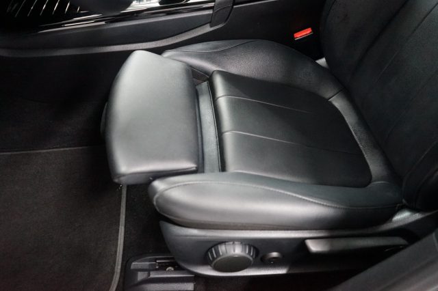MERCEDES-BENZ A 180 33