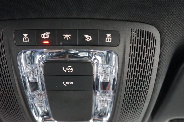 MERCEDES-BENZ A 180 57