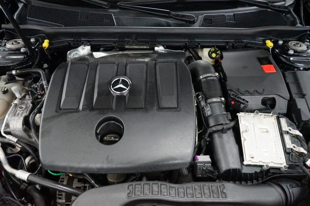 MERCEDES-BENZ A 180 59