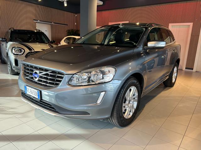 VOLVO XC60 D3 Geartronic Momentum 