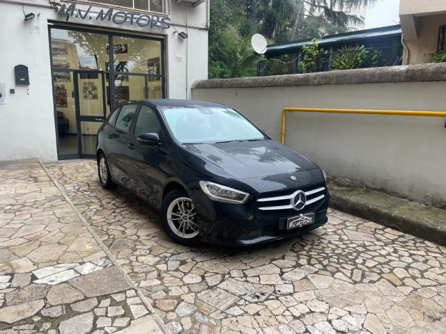 MERCEDES-BENZ B 180 d Automatic Executive 