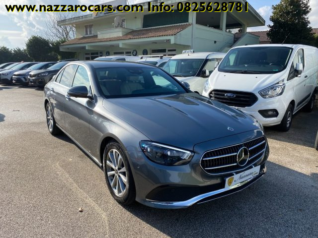 MERCEDES-BENZ E 220 Grigio scuro metallizzato