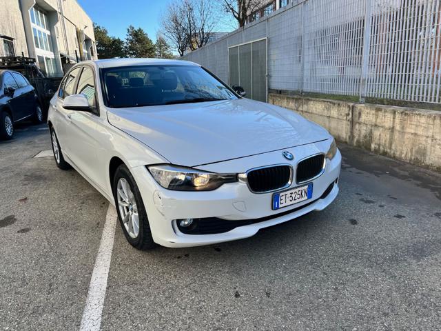 BMW 316 Bianco pastello