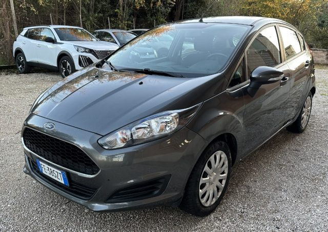 FORD Fiesta Plus 1.5 TDCi 75CV 5 Porte NEOPATENTATI GARANZIA 