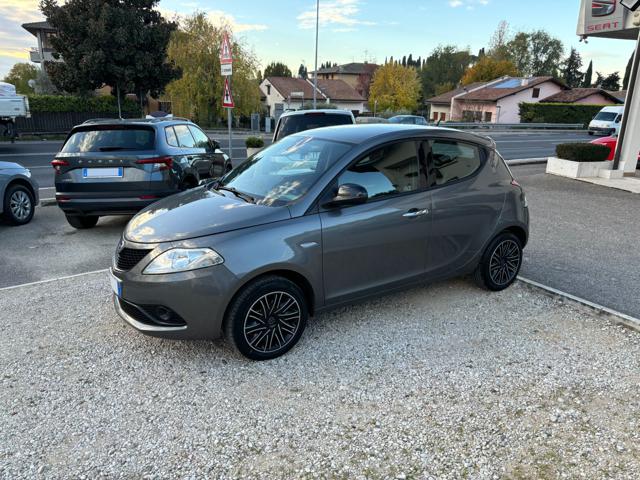 LANCIA Ypsilon 1.2 5 porte GPL Ecochic NEOPATENTATI 