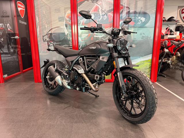 DUCATI Scrambler 800 Nero pastello