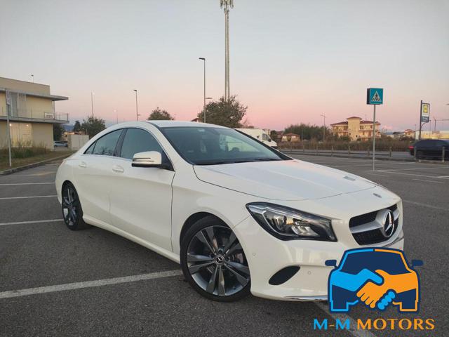 MERCEDES-BENZ CLA 200 d Automatic Premium 