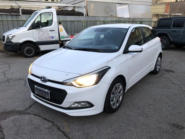 HYUNDAI i20 1.2 5 porte Econext Classic Usato