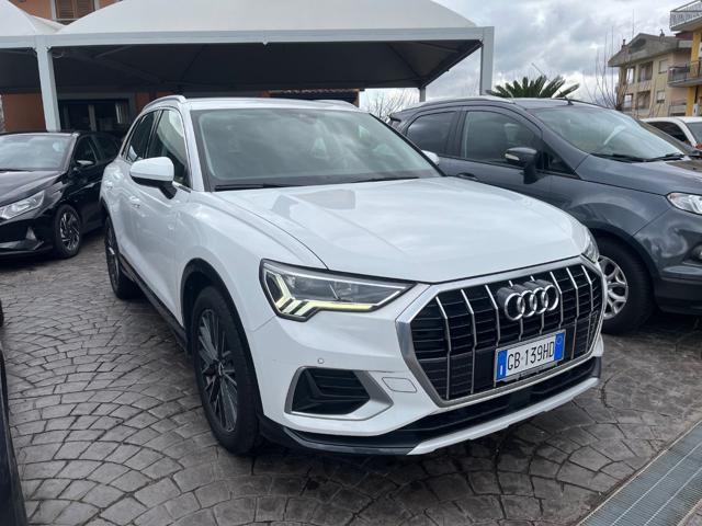 AUDI Q3 Bianco pastello