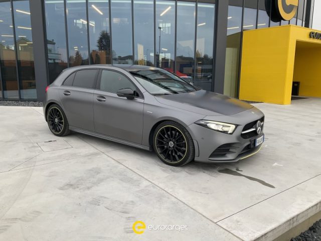 MERCEDES-BENZ A 250 Automatic Premium 