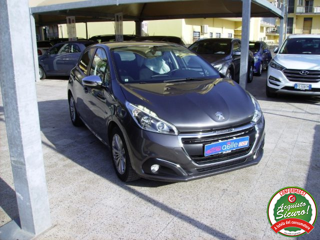 PEUGEOT 208 PureTech 82 5 porte Style 